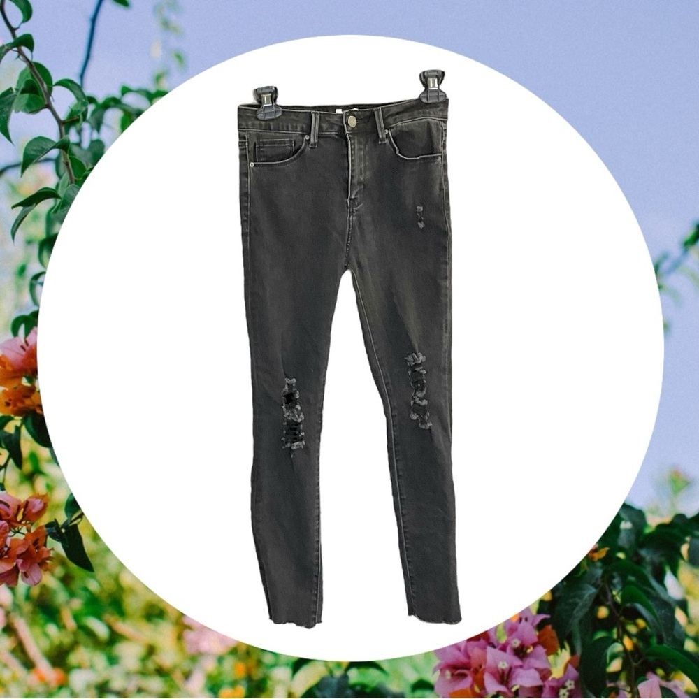 Simple Society Black Ripped Stretchy Skinny Jeans w Frayed Leg Hems Juniors 3/26